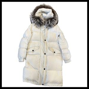Mr. and Mrs. Italy Fox fur long down jacket size medium